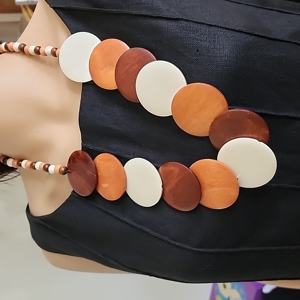Wooden Jewelry Set.